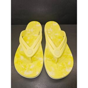 Crocs Women 7 Comfy footwear
